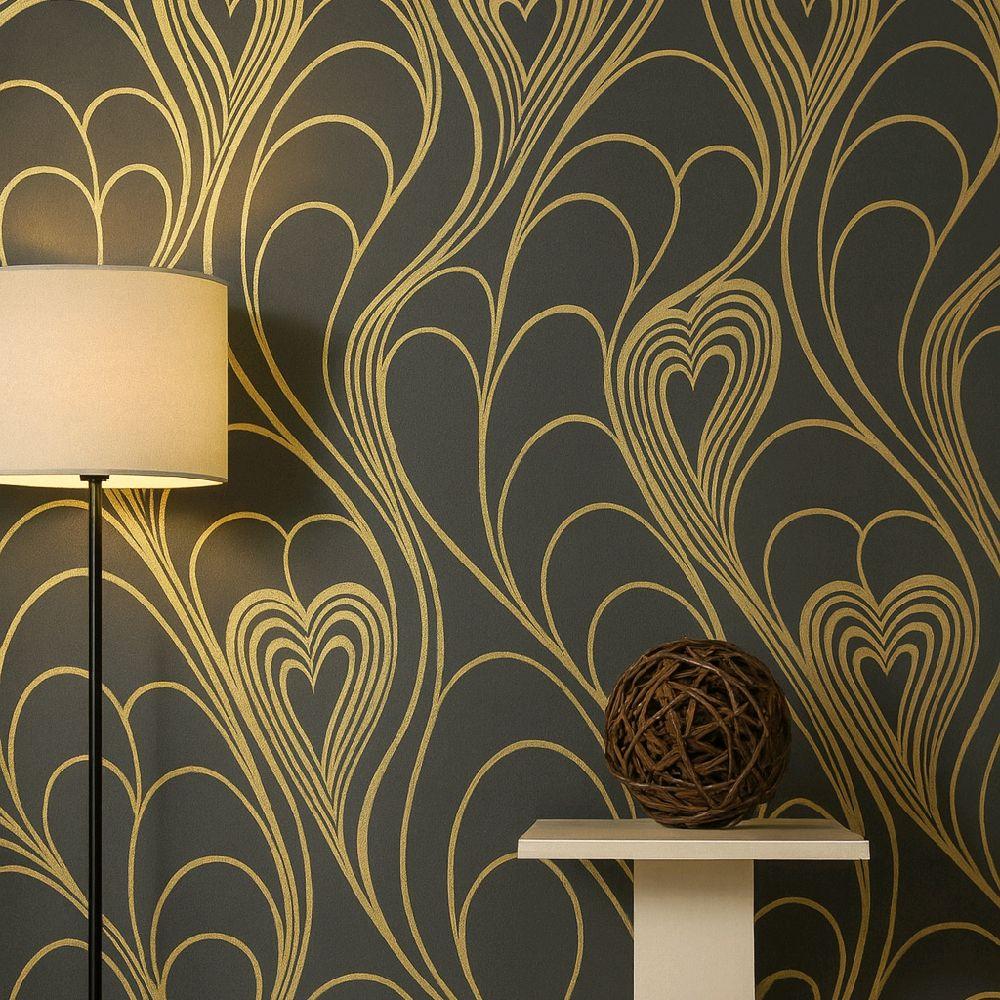 Loved Up Midnight Wallpaper Luxury Wallcovering 10m Roll with Gold Heart Design on Dark Background bedroom black home kitchen