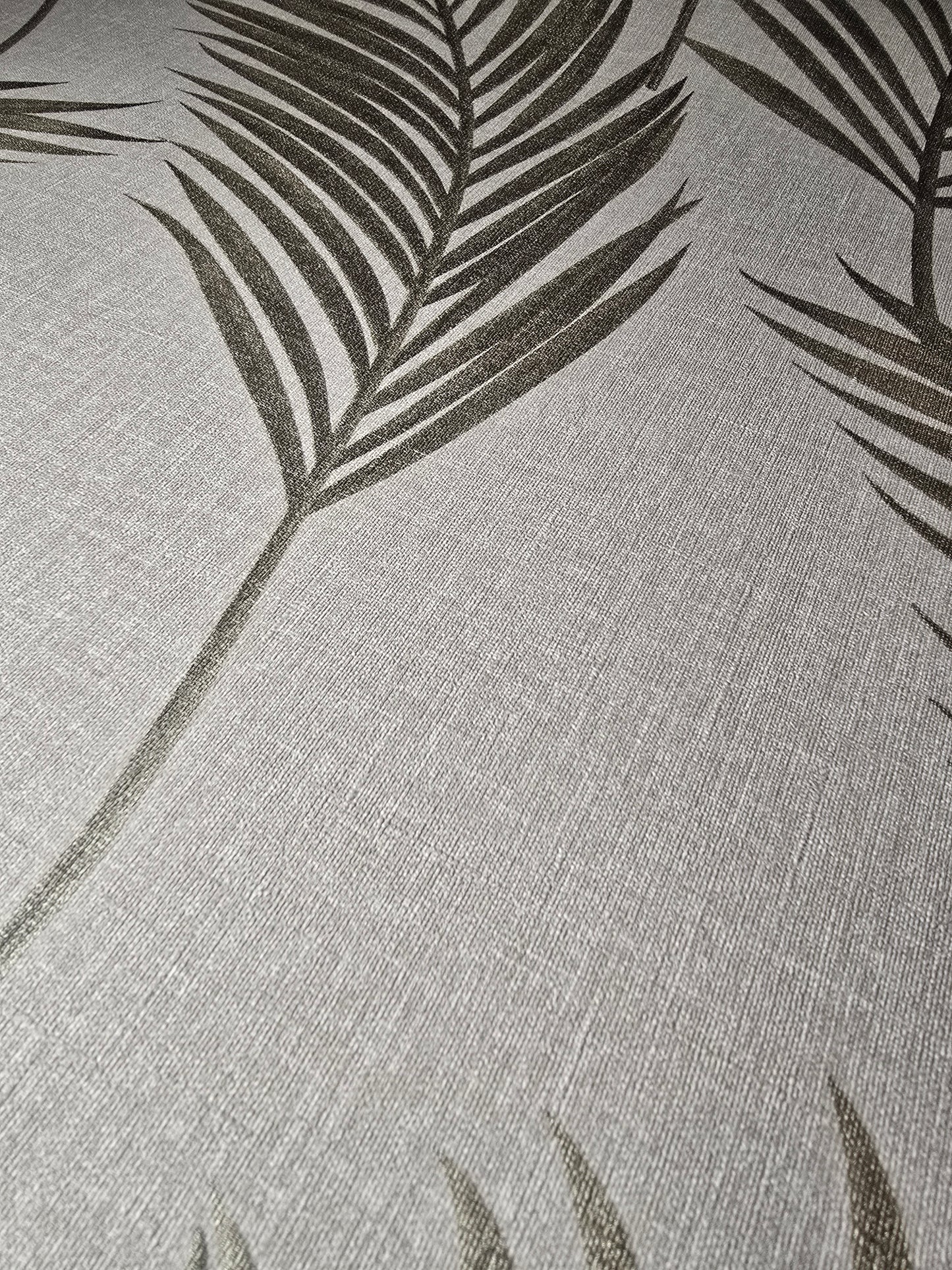 Slightly Imperfect Palm Leaf Botanical Wallpaper – Neutral Tropical Linen Effect Feature Wall (103)
