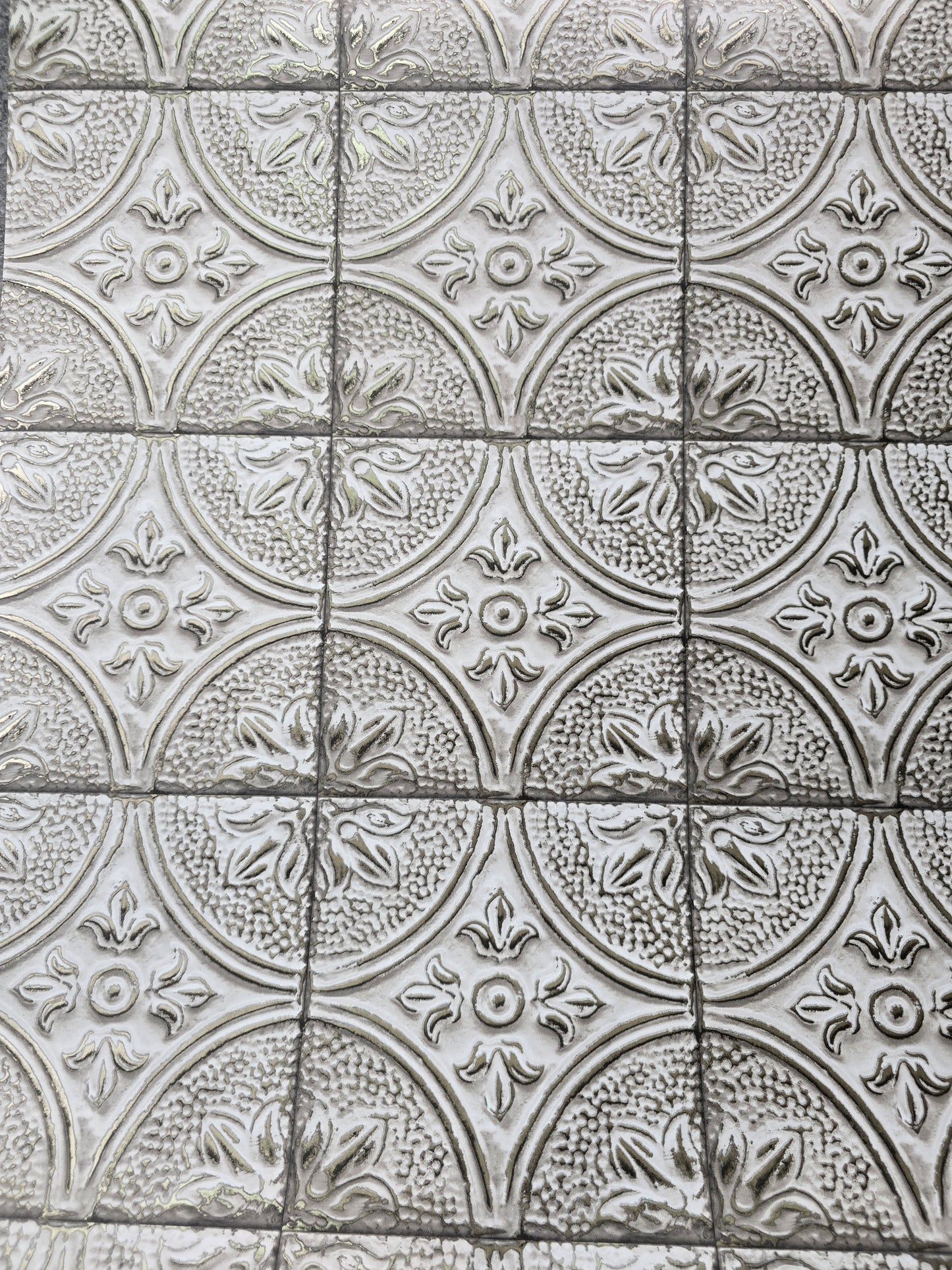 Vintage Embossed Tin Tile Effect Wallpaper – Cream & Stone Grey (FD23764)