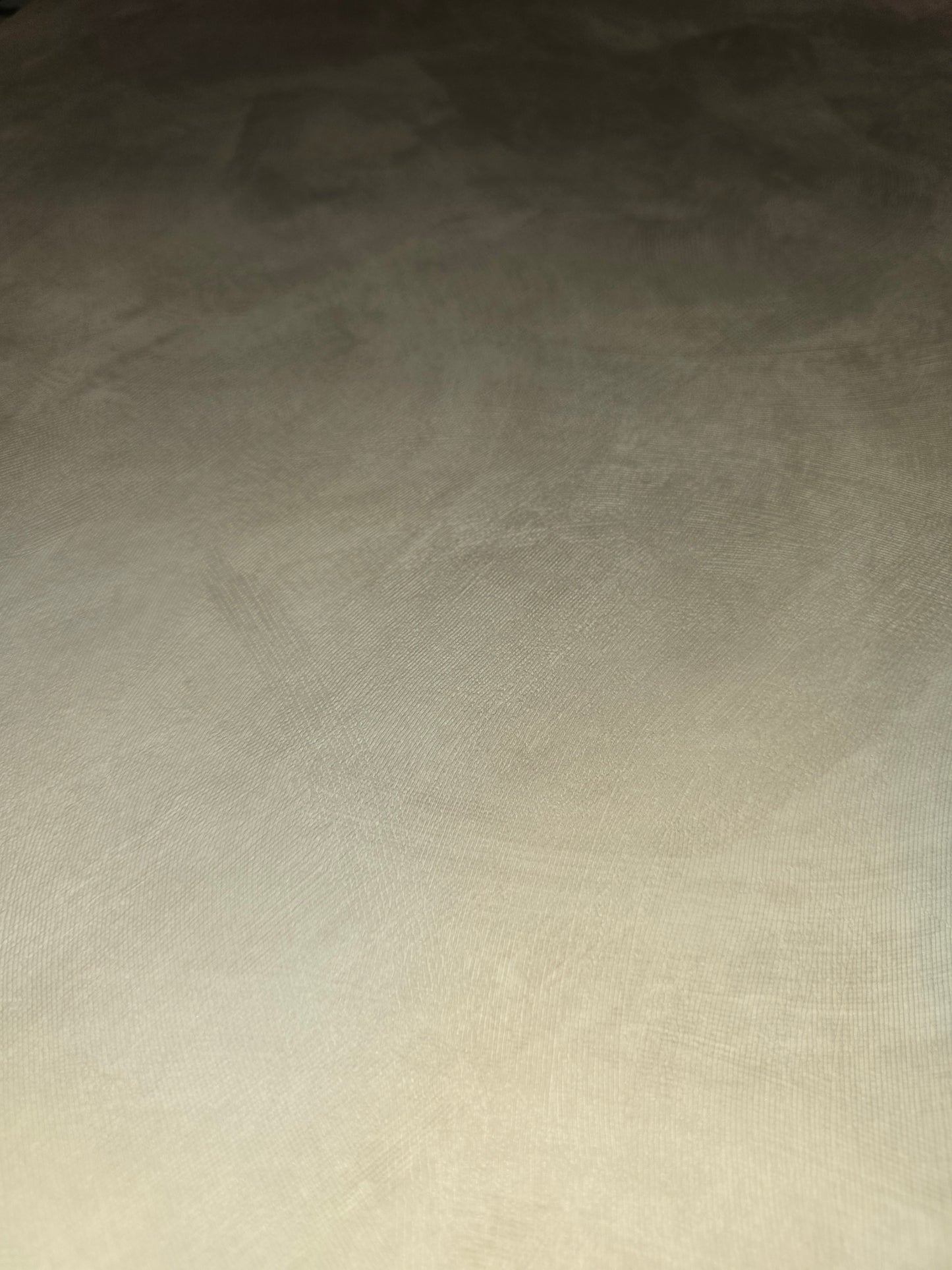 Textured Swirl Effect Wallpaper – Warm Beige Neutral.