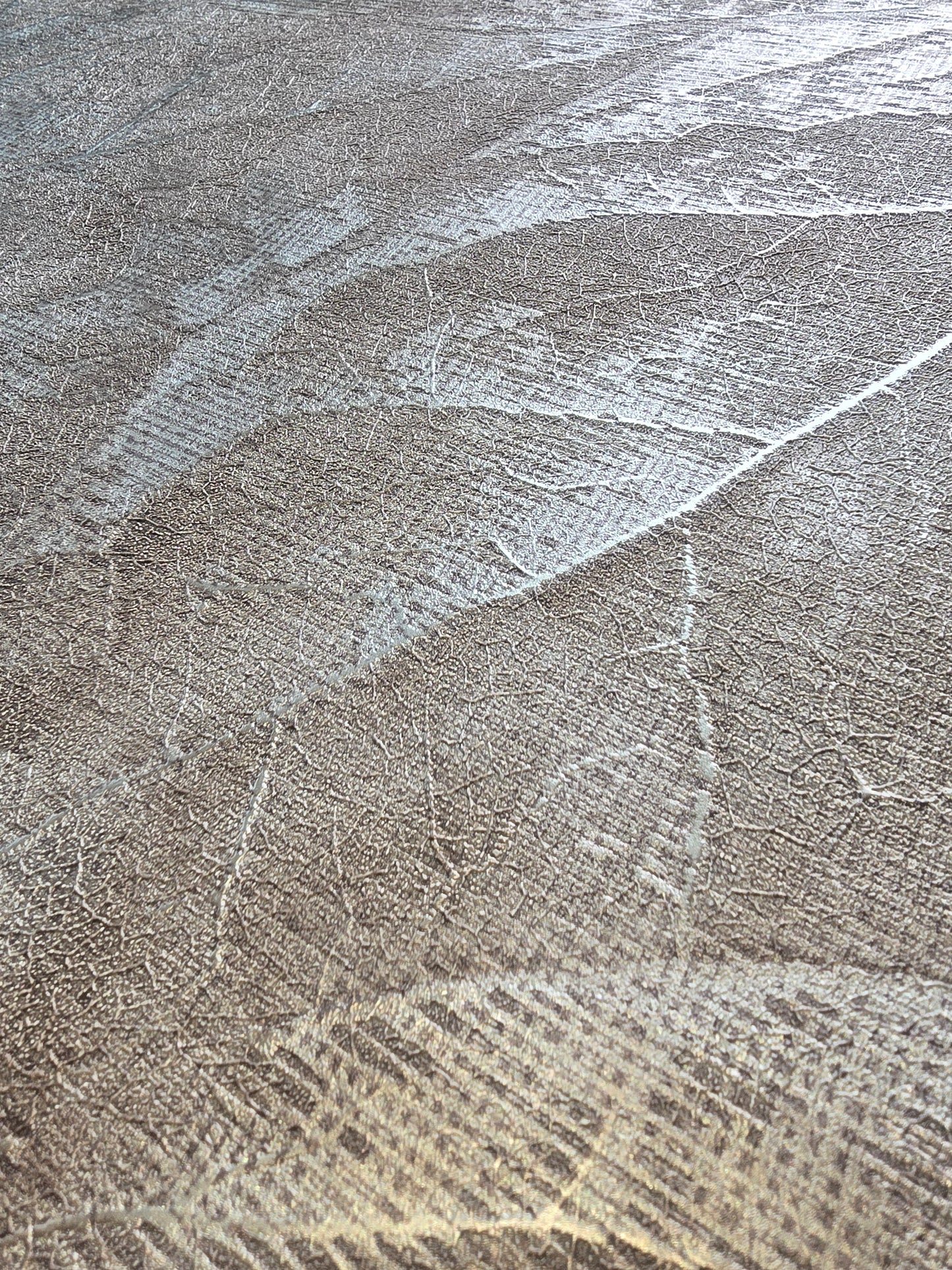 Luxury Vinyl Taupe Textured Leaf Wallpaper – M95661