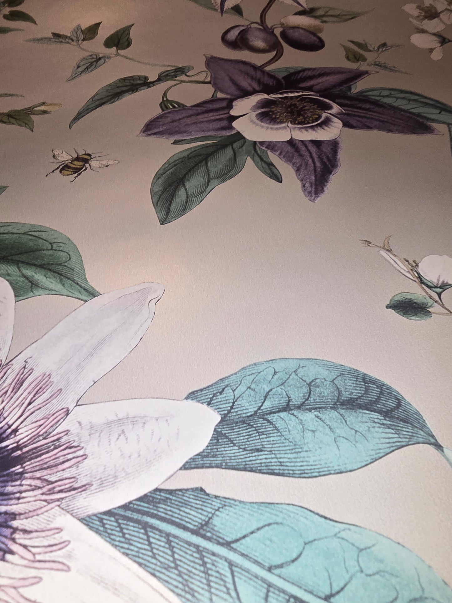 Sierra Botanical Floral Wallpaper – FD43059 ✨