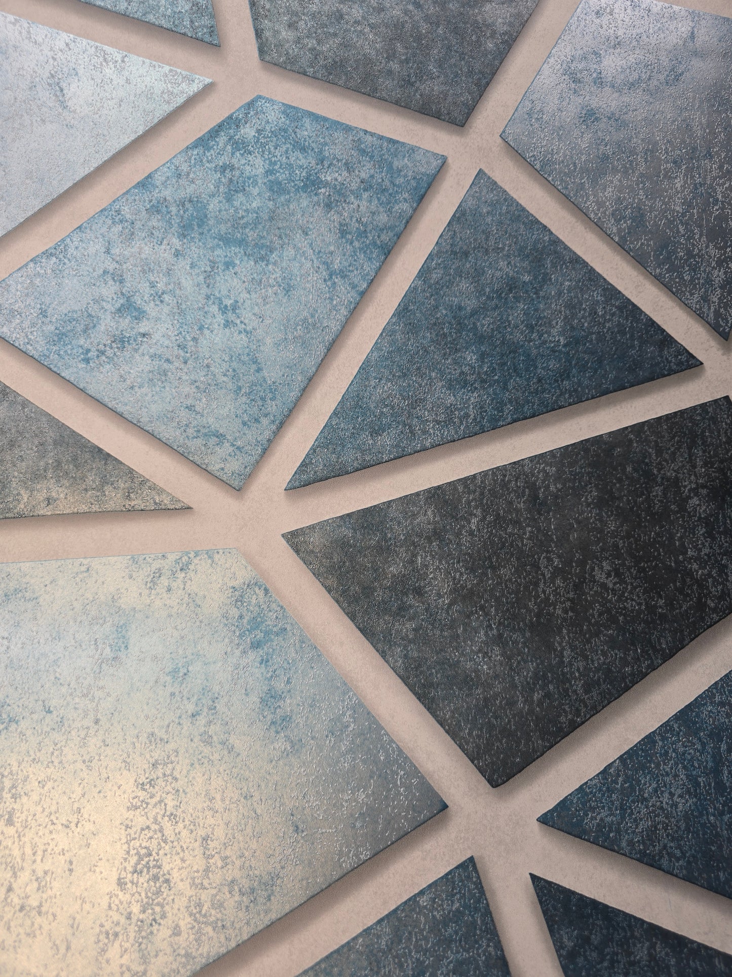 Blue & Silver Geometric Panel Wallpaper – Luxury Shimmer Effect (FD25350)