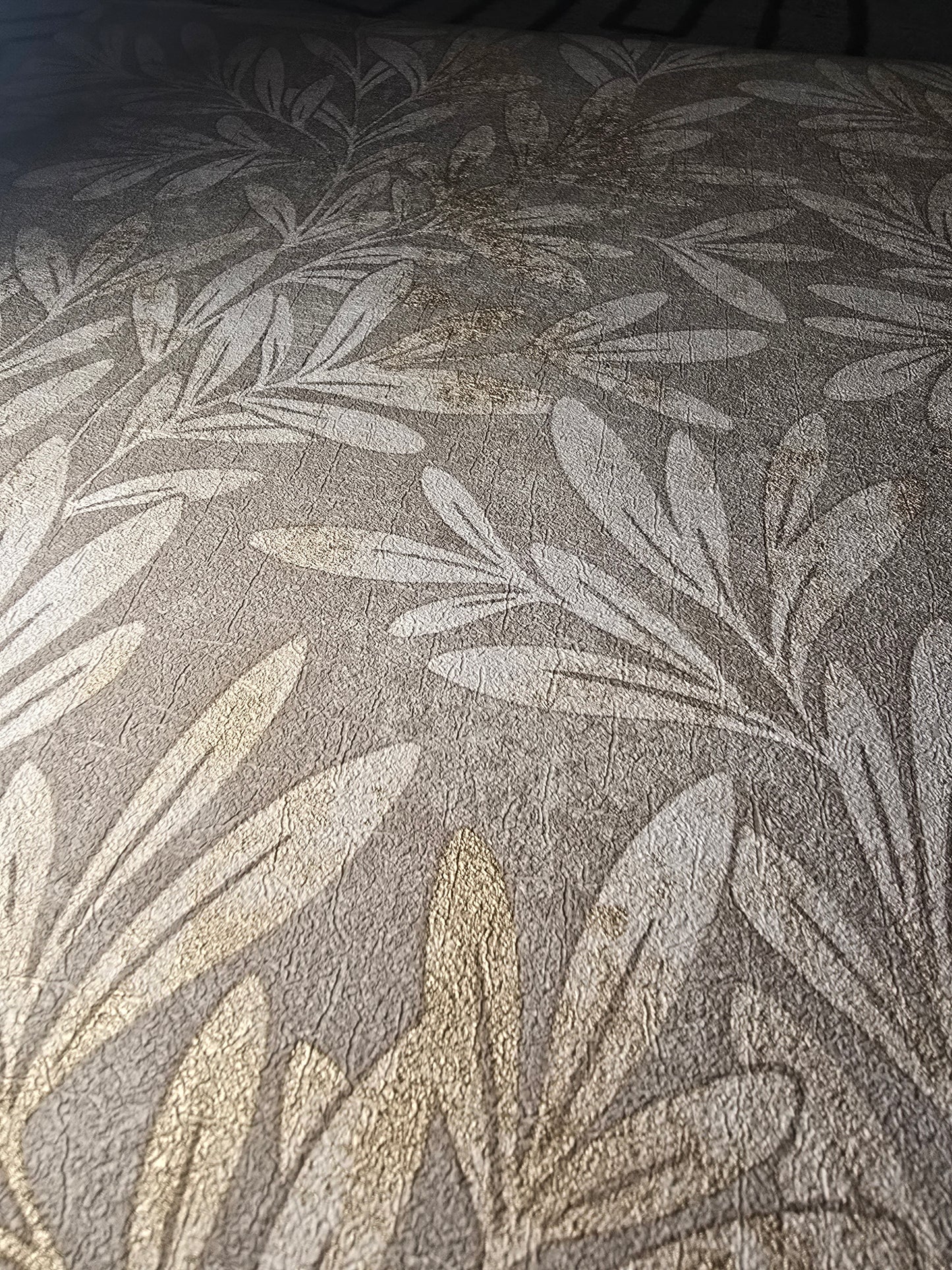 Willow Trail Taupe Textured Leaf Wallpaper – 204801