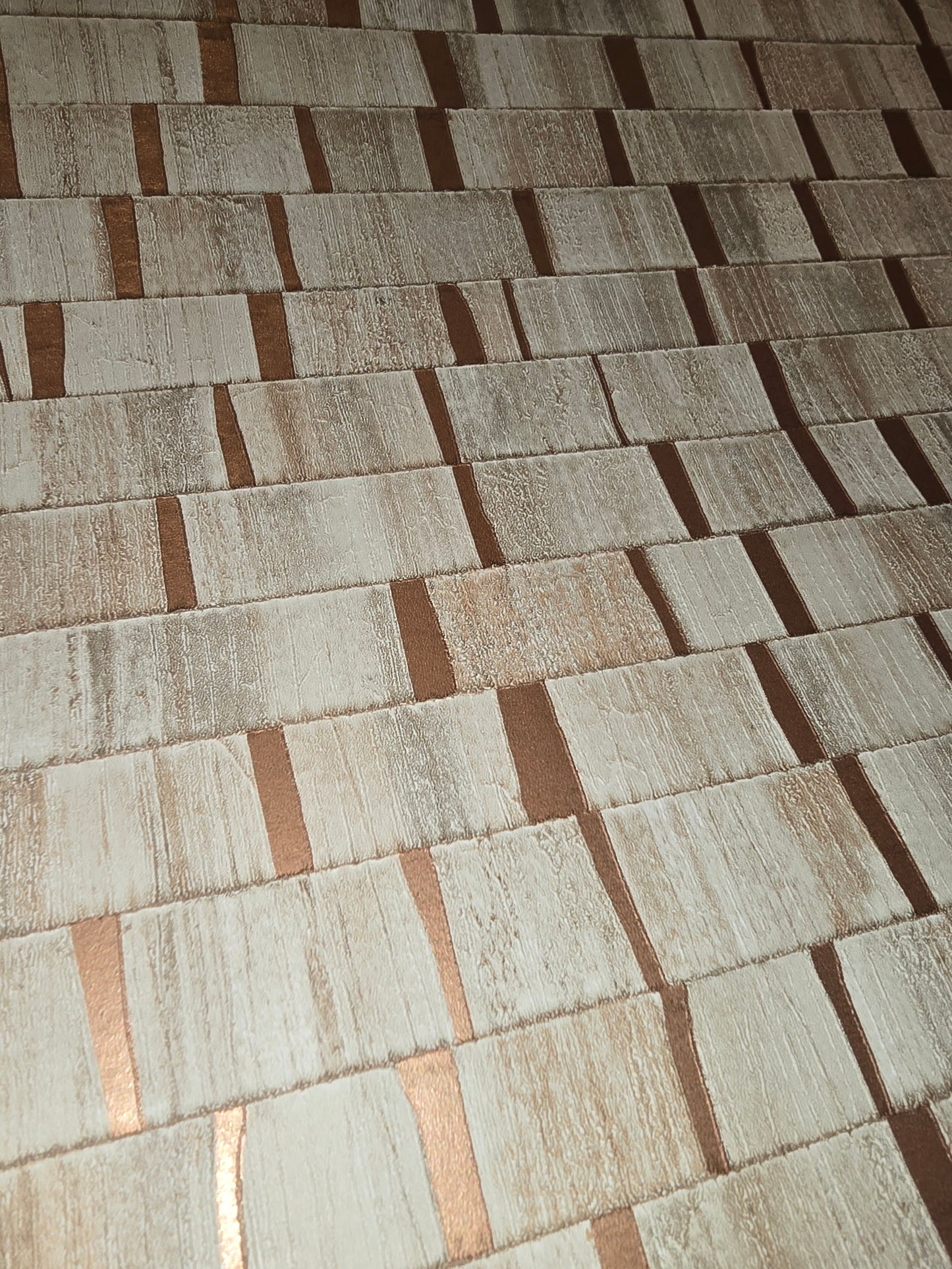 Small Metallic Wood Copper Wallpaper – FD24925 ✨