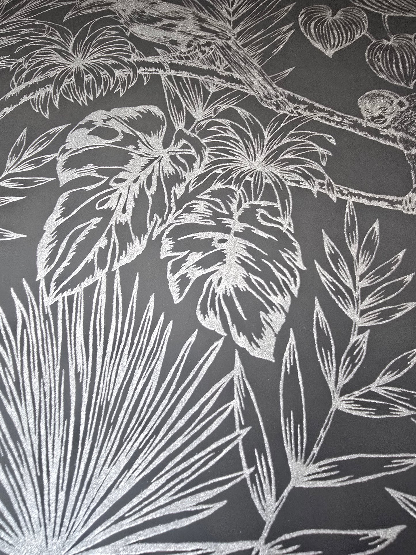 Charcoal Silver animal Palm Burst Textured Wallpaper (BX220AW)