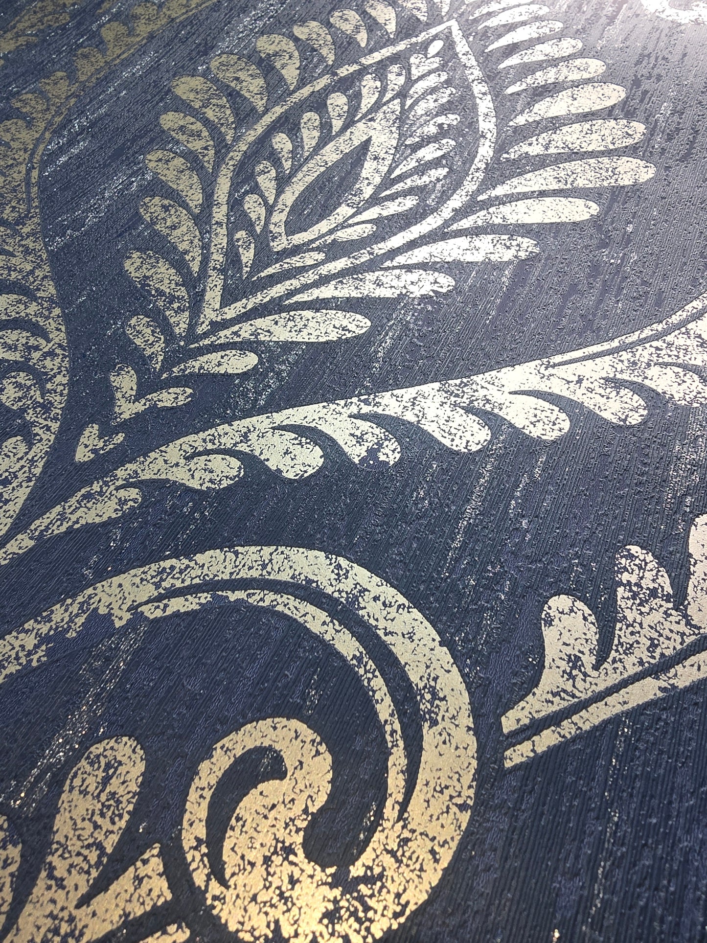 Estelle Damask Navy Wallpaper – M1758 ✨