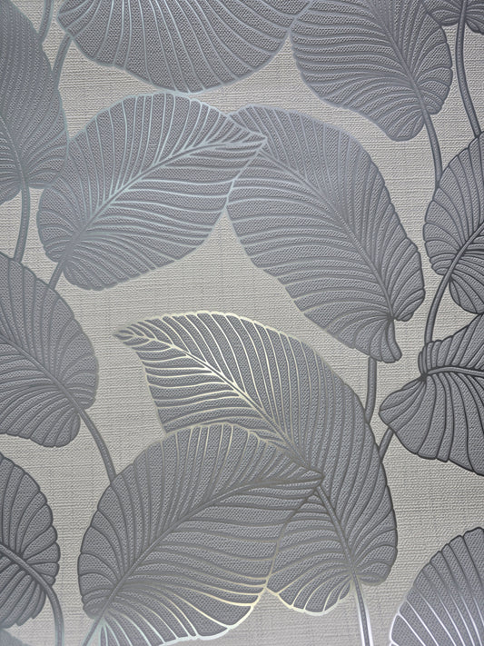 Larson Leaf Grey/Silver Wallpaper – FD42821