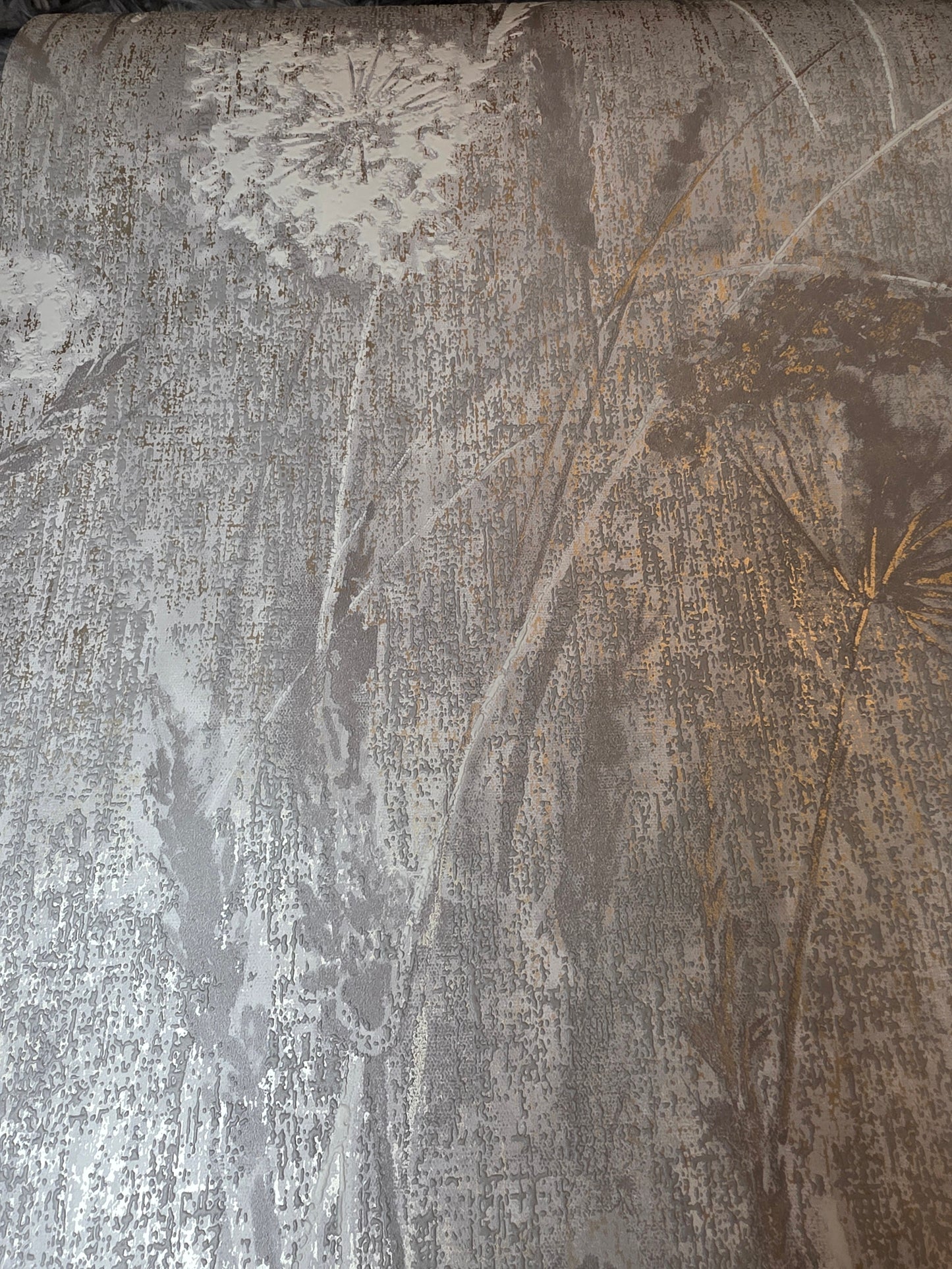Grey Pappus Textured Botanical Wallpaper – Modern Neutral Feature Wall (75991)