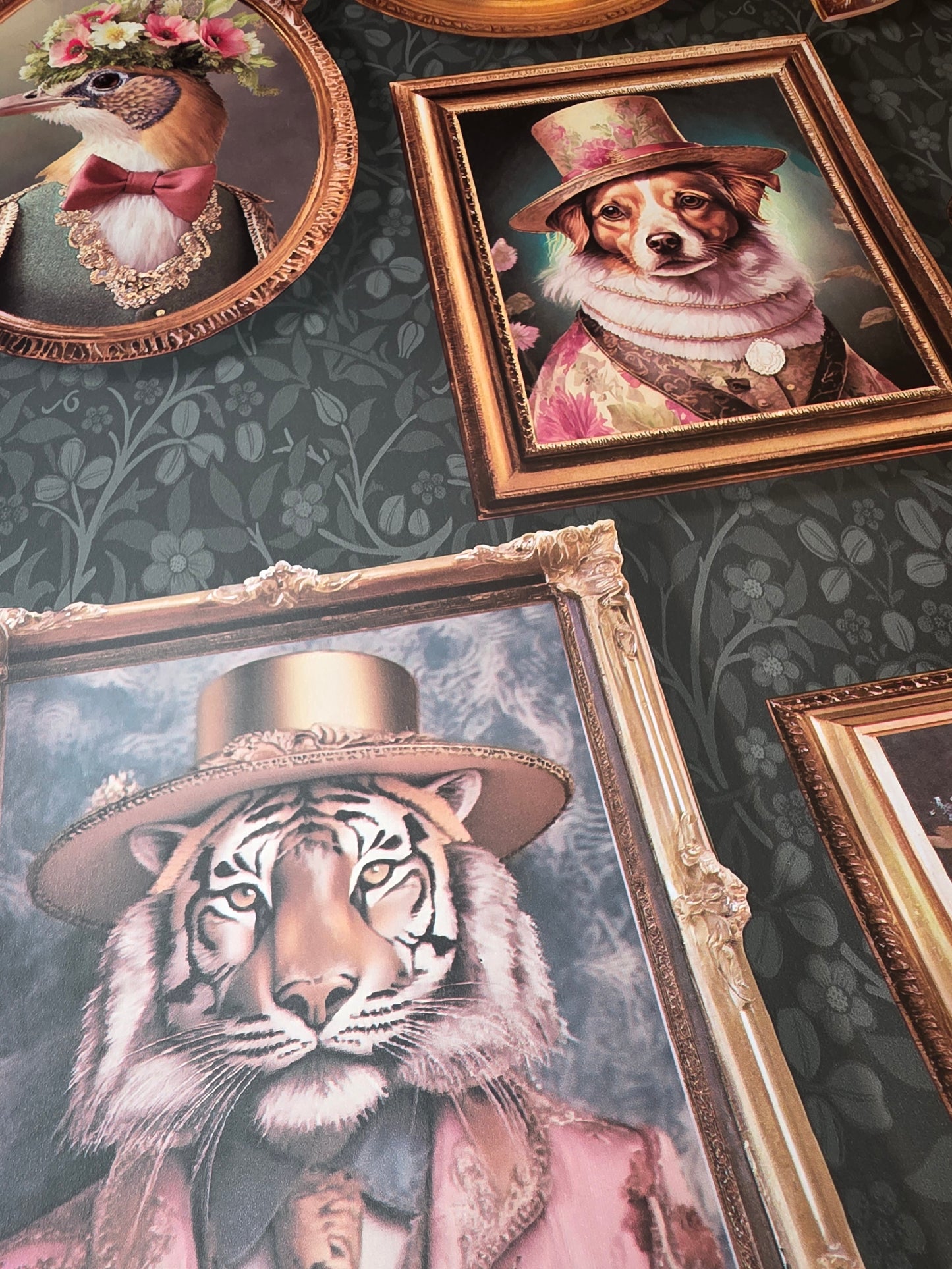 Regal Beasts Animal Portrait Wallpaper – Vintage Gallery Wall Charcoal (13790)