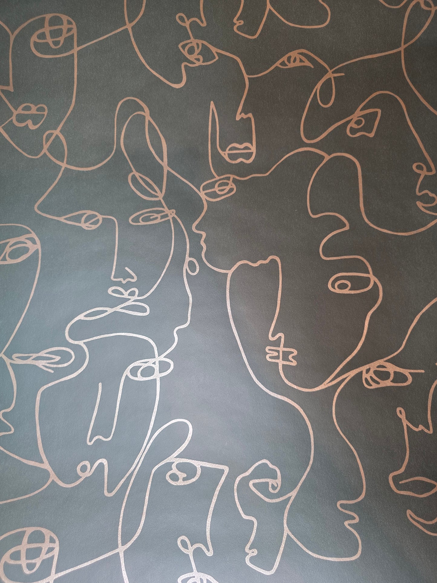 Linear Visages Green & Gold Abstract Face Wallpaper (91270)