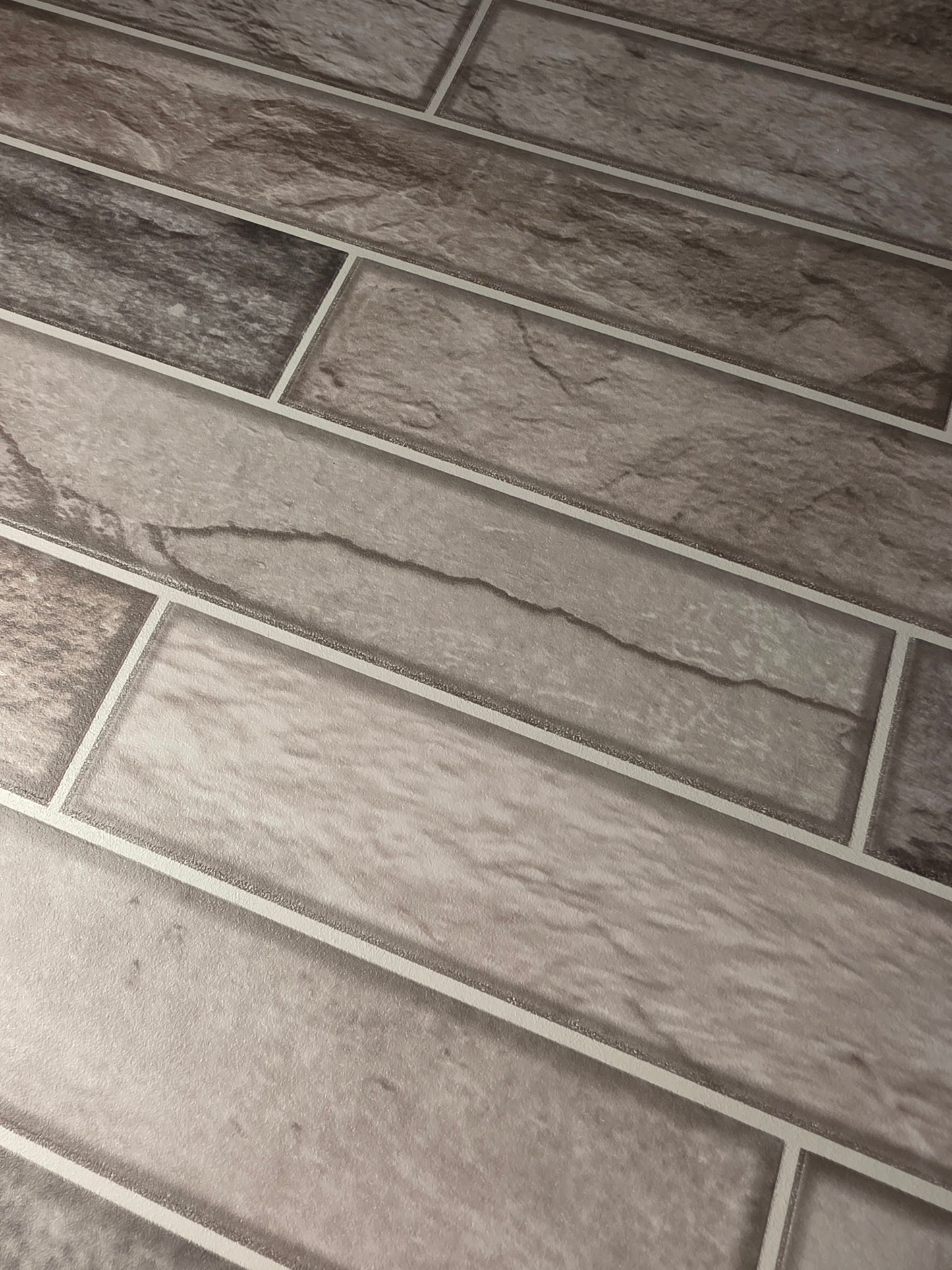Stone Tile Effect Kitchen & Bathroom Wallpaper – Beige Tiling on a Roll (89411)