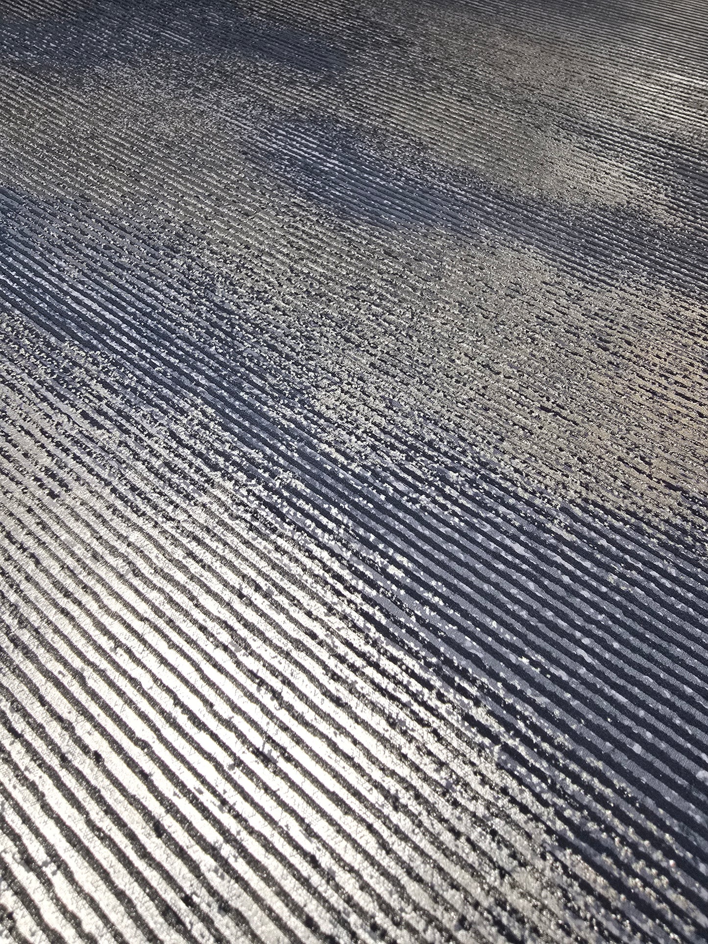 Navy Textured Cloud-Effect Wallpaper (65861)