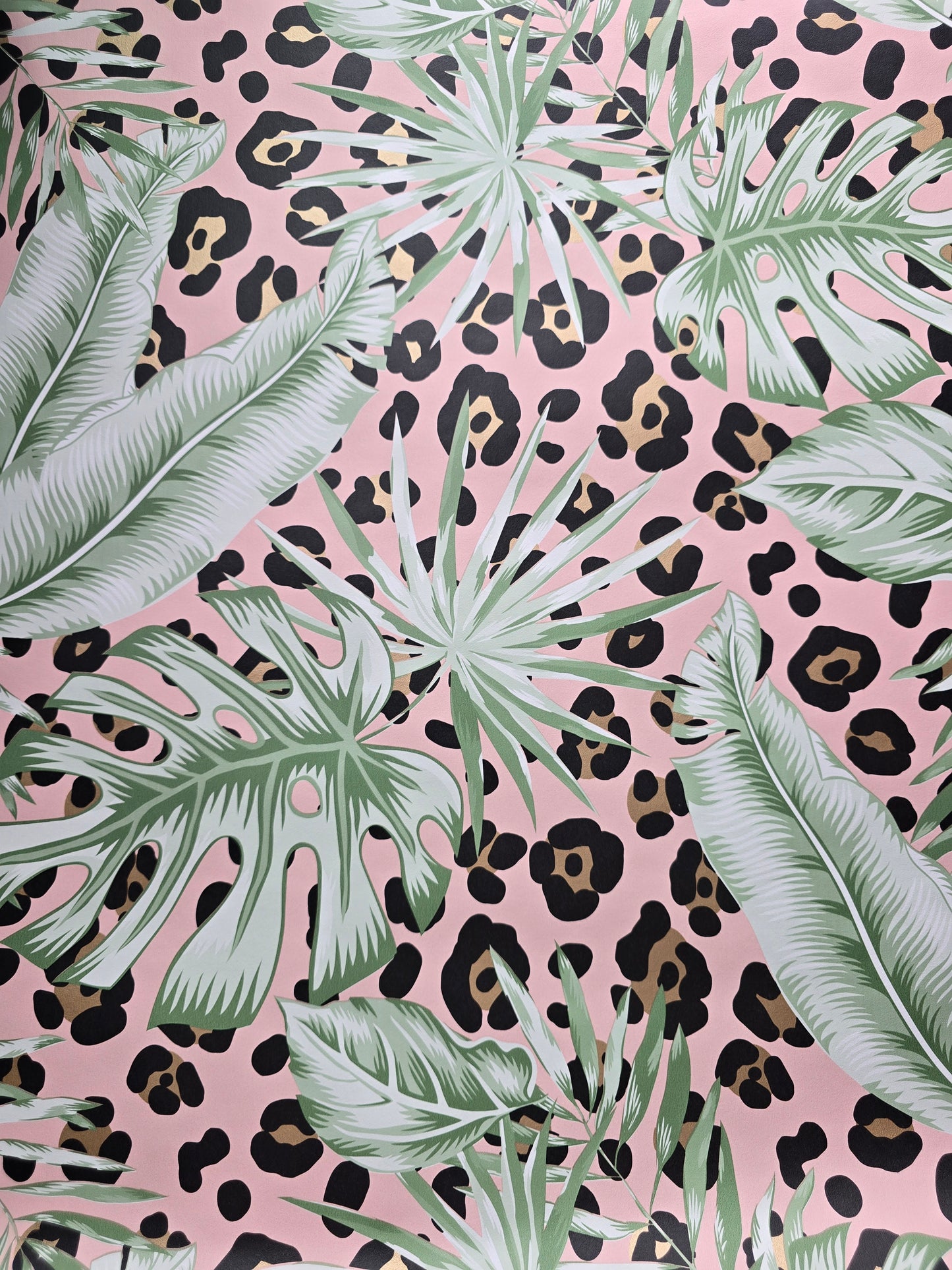 Tropical Leopard Leaf Wallpaper – Pink (N10301 NW)