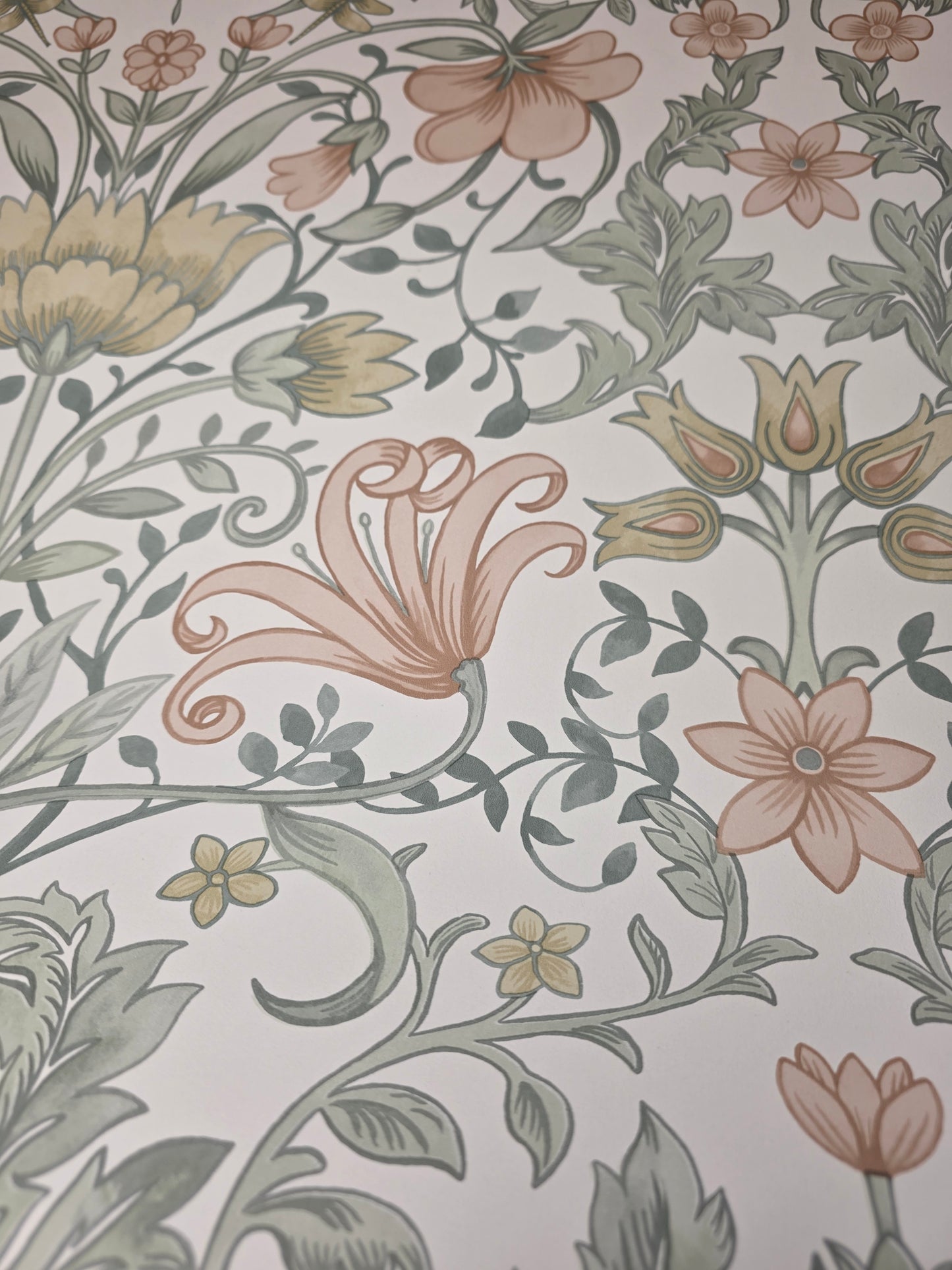 Vintage Floral Wallpaper Cream, Sage & Ochre Botanical Feature Wall (13392)