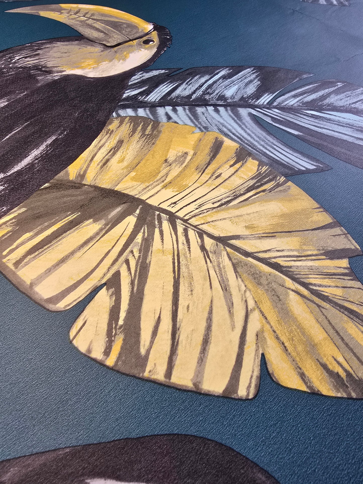 Toucan Tropical Bird Jungle Wallpaper – Teal Botanical Feature Wall Design (42030)