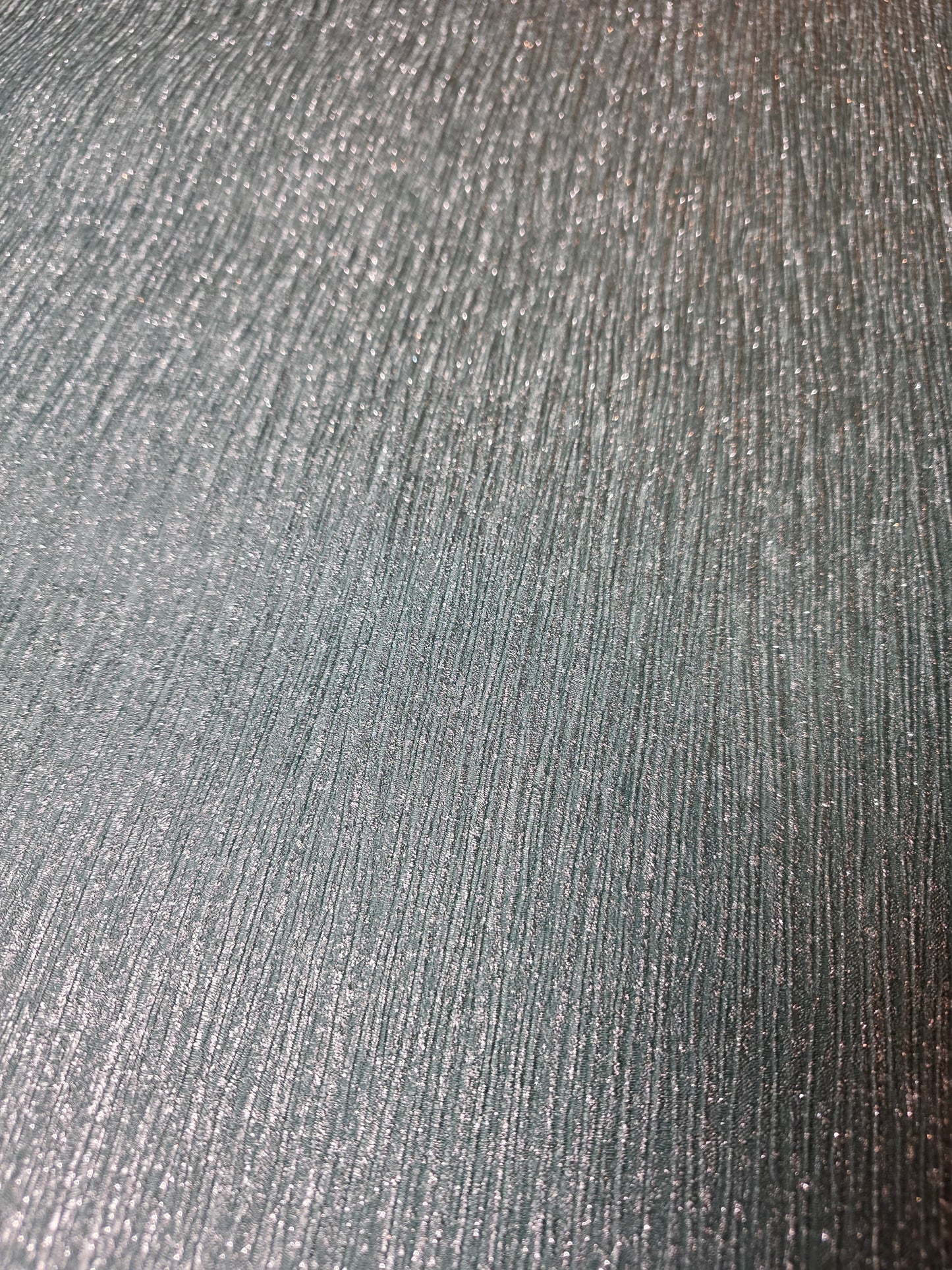 Crystal Green Glitter Vinyl Wallpaper – Luxury Shimmer Plain Textured (9016)