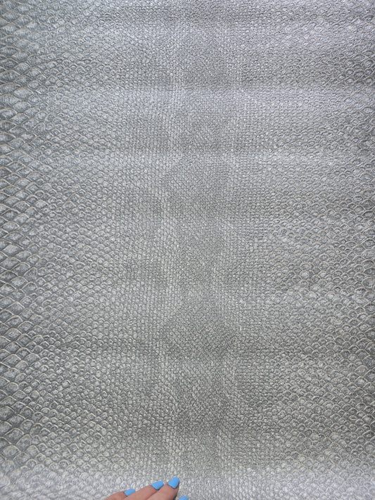 Luxury Vinyl Silver Textured Wallpaper – M88736