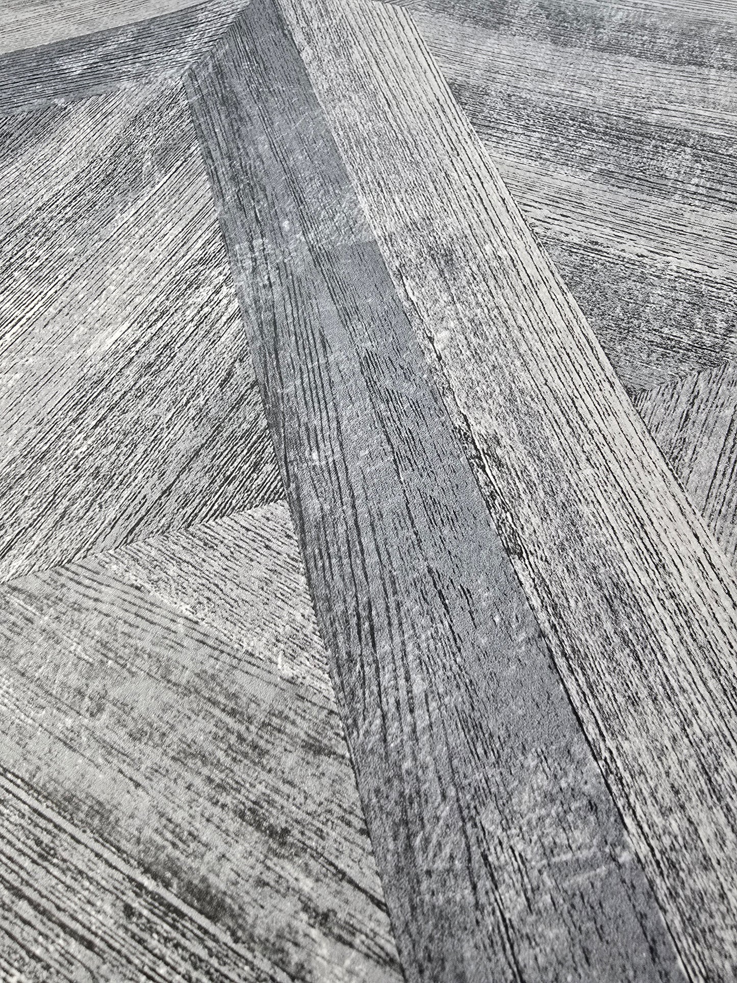 Geometric Wood Effect Wallpaper – Silver Grey (FD25373)