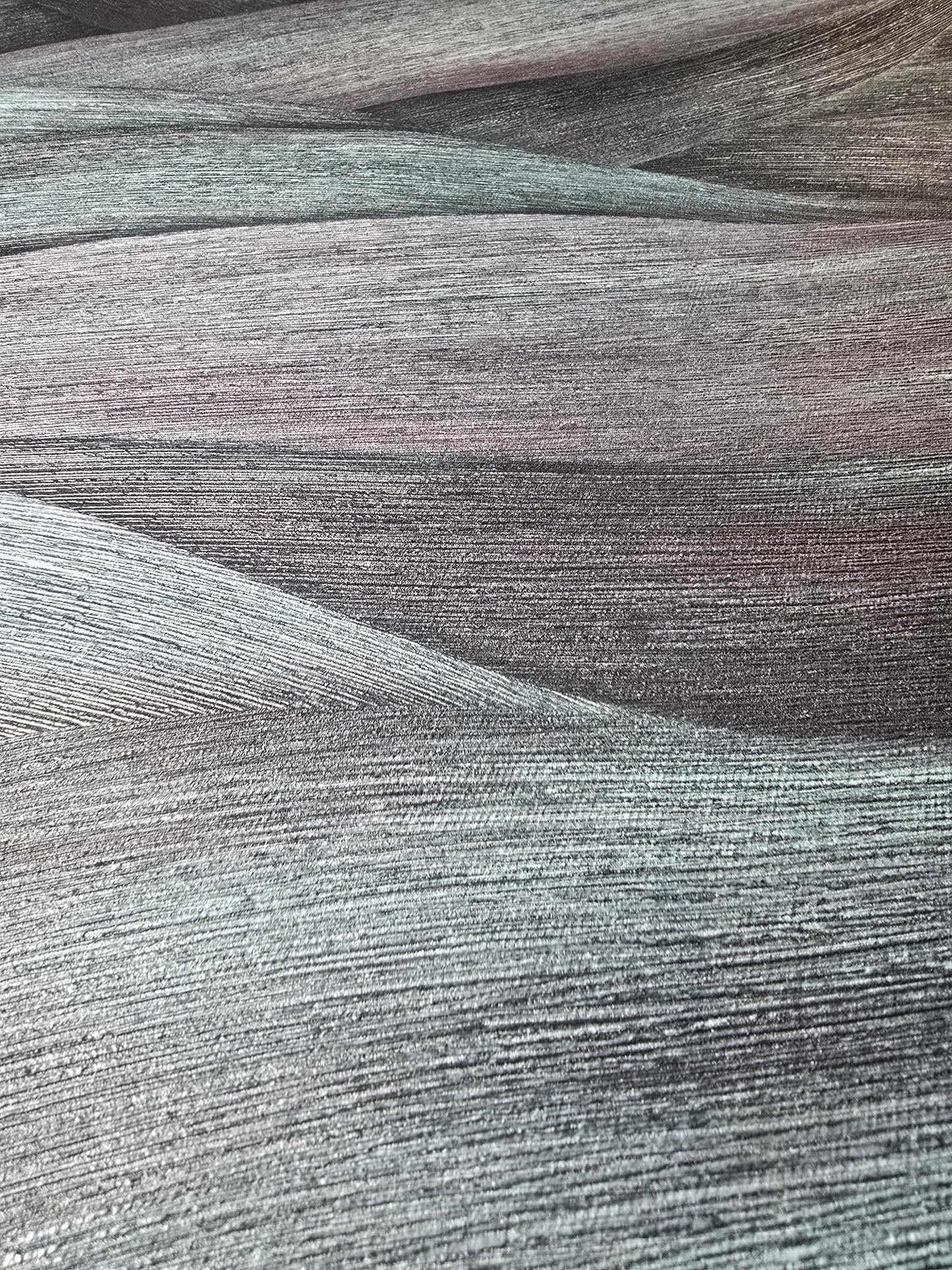 Casual Chic Metallic Wave Wallpaper (10257-18)