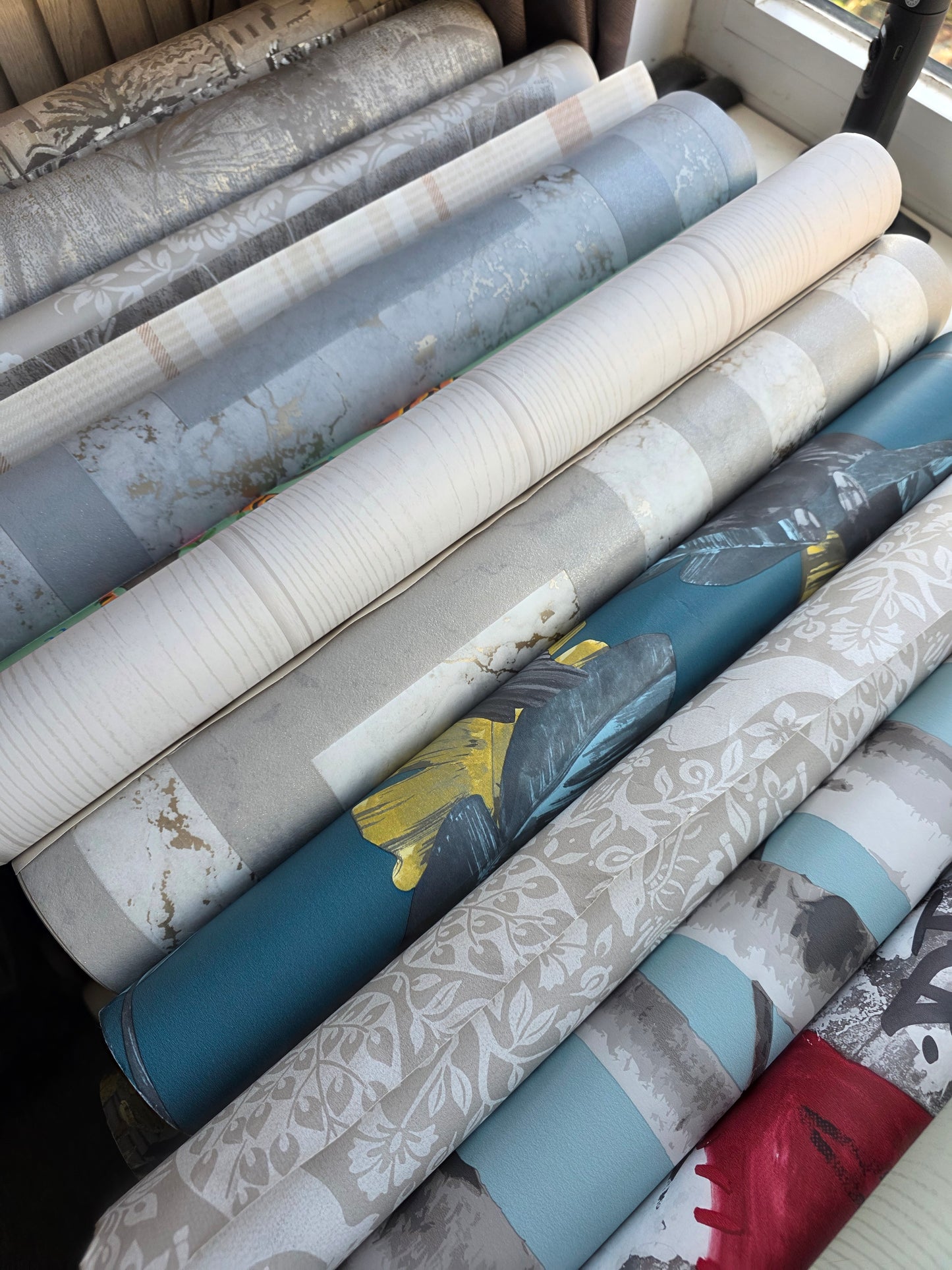 Wallpaper bundles Live Sale Item only