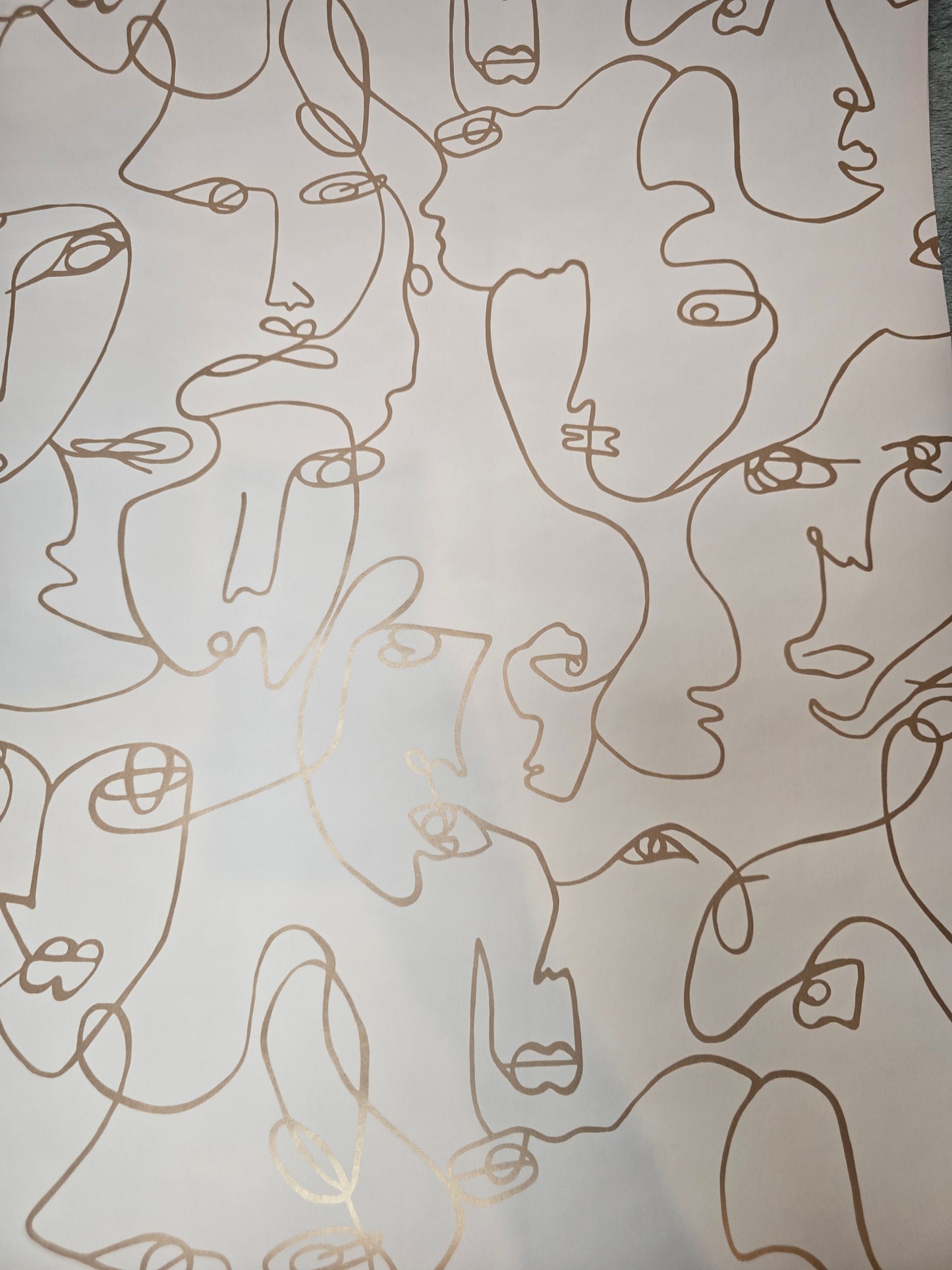 Linear Visages Pink Gold Line Art Wallpaper (91274)