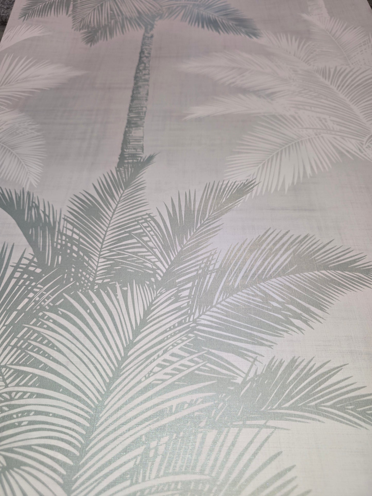Palm Tree Wallpaper – Tropical Grey & White