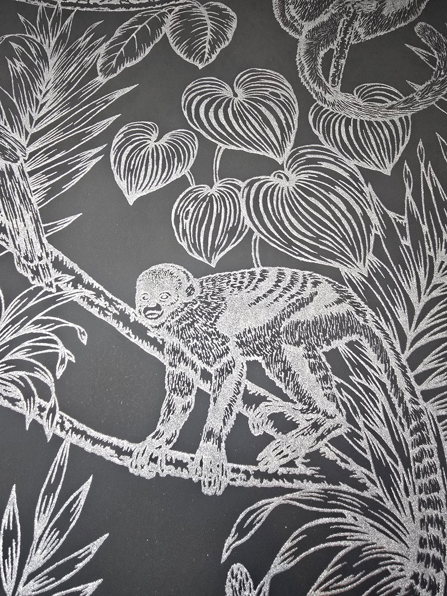 Charcoal Silver animal Palm Burst Textured Wallpaper (BX220AW)