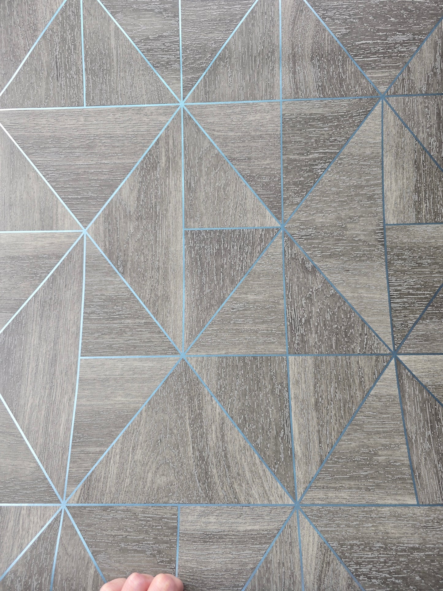 Brown Geometric Wood Panel Effect Wallpaper – Modern Line Design (FD25322)