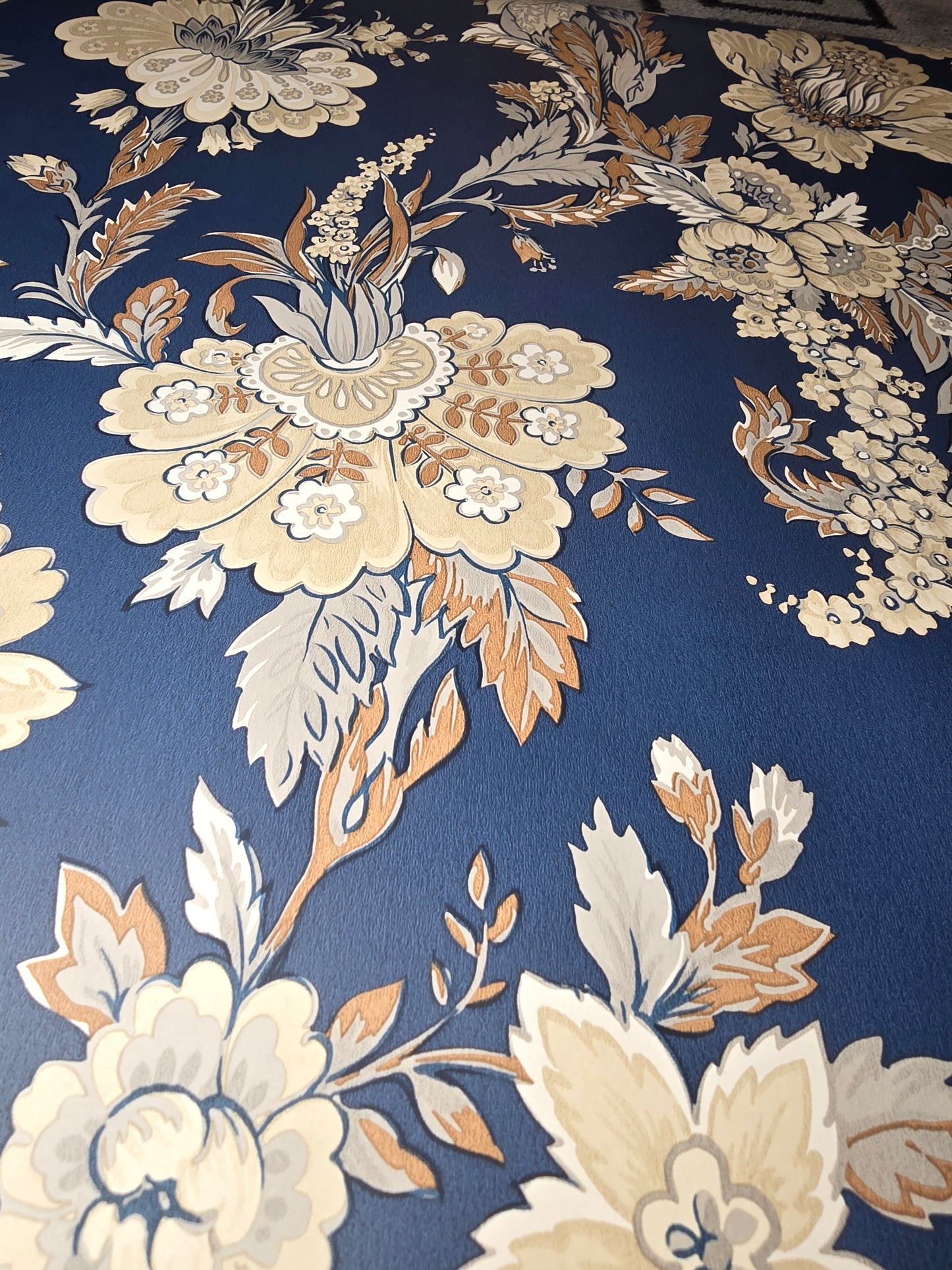 Abode Edward Navy Luxury Floral Wallpaper (05550-44)