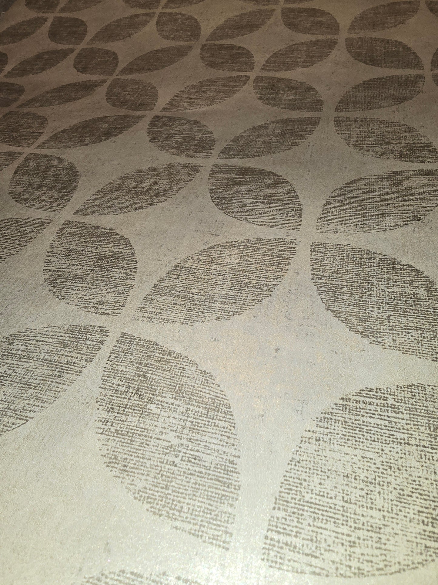 Theory Polaris Wallpaper – champagne FD25514