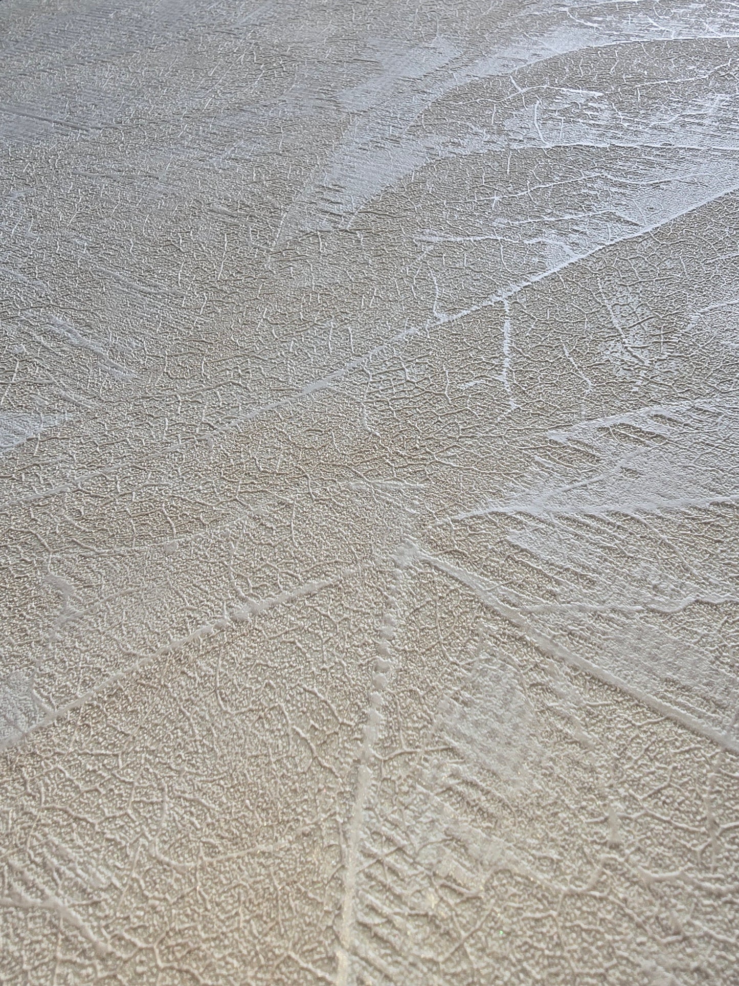 Vymura Luxury Vinyl Neutral Leaf Textured Wallpaper – M95662