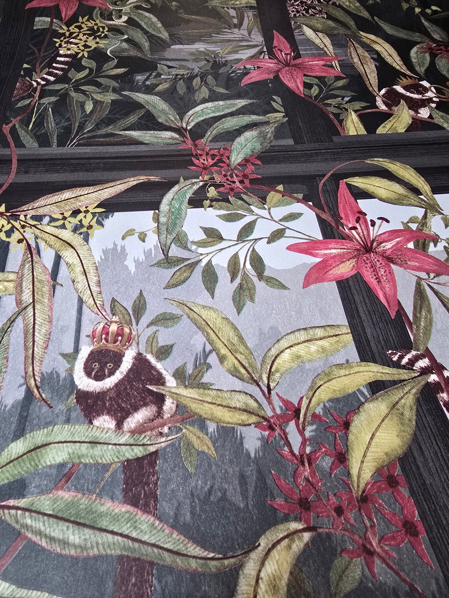 Comoro Charcoal Jungle Lemur Tropical Wallpaper (91391)